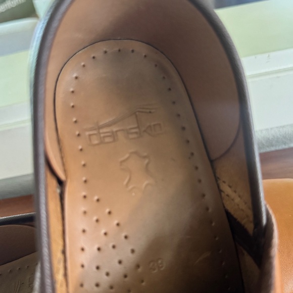 Dansko Clogs Womens EUR 38 Brown Leather Classic Work Stability Comfort Shoe - Picture 2 of 12